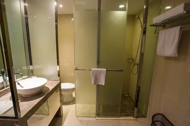 Tek Büyük Yataklı Oda (Extreme Sassy)