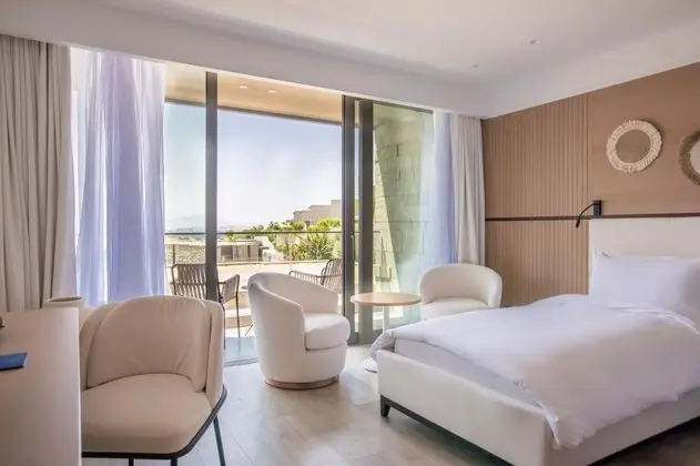 Deluxe Oda Balkonlu, Kısmi Deniz Manzaralı, Balkonlu