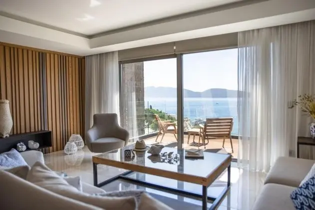 Suite, Deniz Manzaralı, Balkonlu