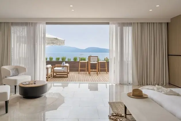 Çatı Katı (Loft), Deniz Manzaralı