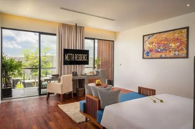 Süit, Havuz Manzaralı (Residence - One Way Transfer)
