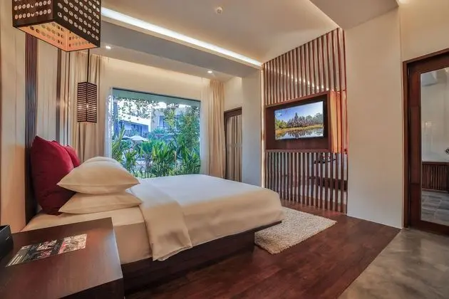 Luxury Villa Pool View