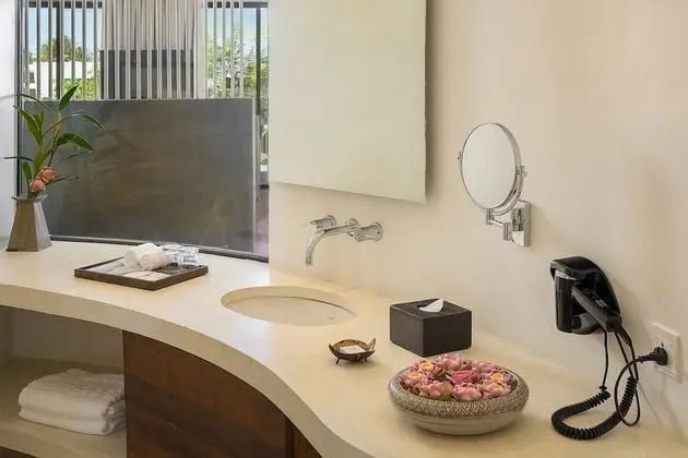 Süit, Havuz Manzaralı (Residence)