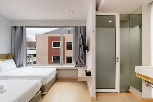 Absolute Window Double or Twin