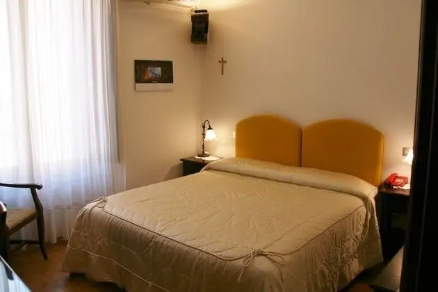 Standard Tek Büyük Yataklı Oda, Şehir Manzaralı