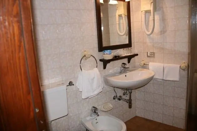 Standard Tek Büyük Yataklı Oda, Şehir Manzaralı