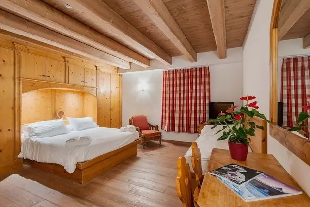 Deluxe Üç Kişilik Oda, Dağ Manzaralı