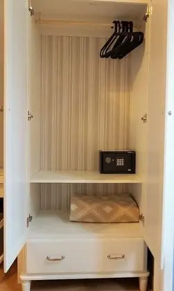 Comfort Tek Büyük Yataklı Oda