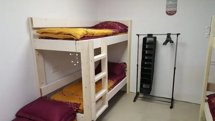 Ortak Ranzalı Oda, Sadece erkekler için