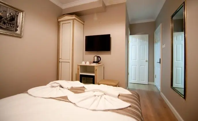 Standart Oda, Şehir Manzaralı