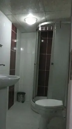 Üç Kişilik Oda