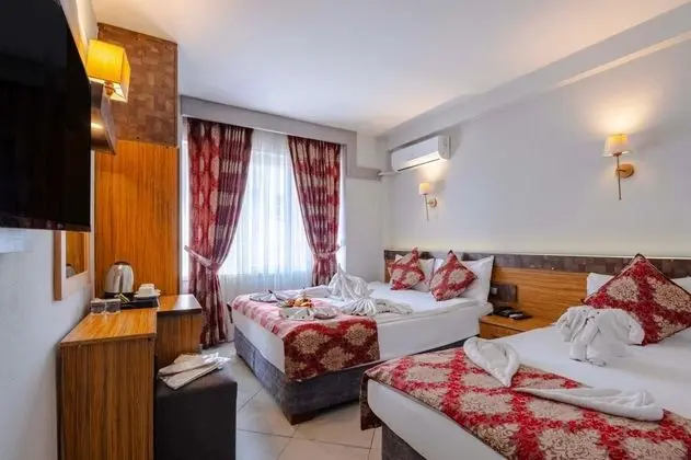 https://images.odamax.com/img/1024x768/odamax/image/upload/Mevre_Hotel_202603251130056_Oda_Standart_3_.jpg