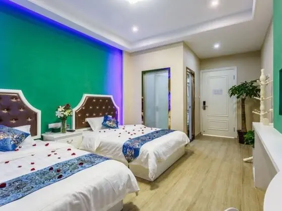 Design İki Ayrı Yataklı Oda