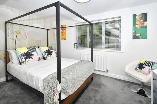 Ev, Özel Banyo (Four Bedroom)