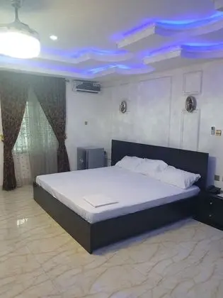 Luxury Tek Büyük veya İki Ayrı Yataklı Oda, 1 En Büyük (King) Boy Yatak