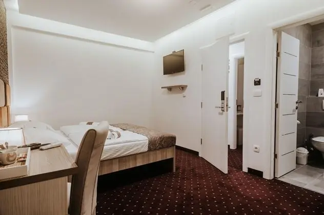 Superior Tek Büyük veya İki Ayrı Yataklı Oda