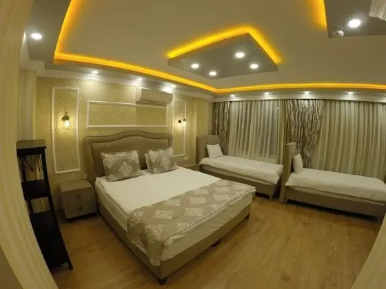 Deluxe Dört Kişilik Oda