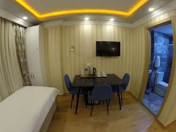 Deluxe Dört Kişilik Oda