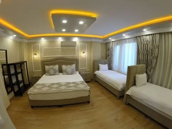 Deluxe Dört Kişilik Oda
