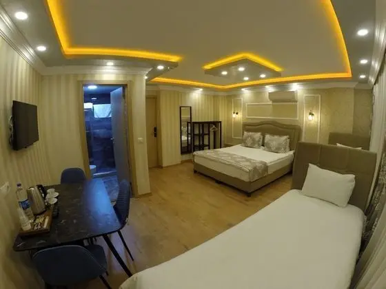Deluxe Dört Kişilik Oda