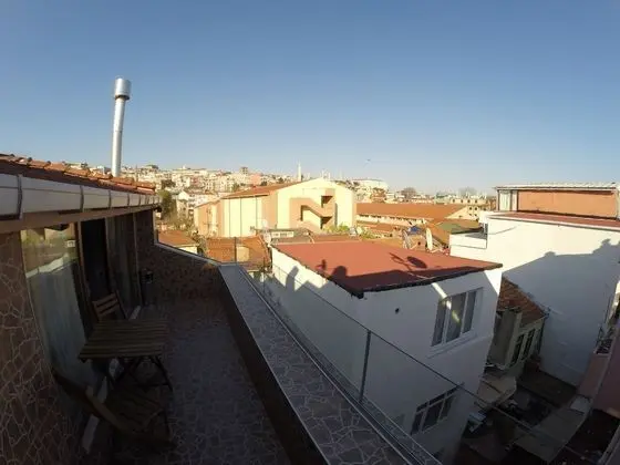 Tek Büyük Yataklı Oda, Balkon