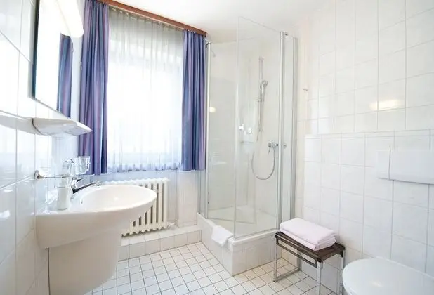 Business Üç Kişilik Oda