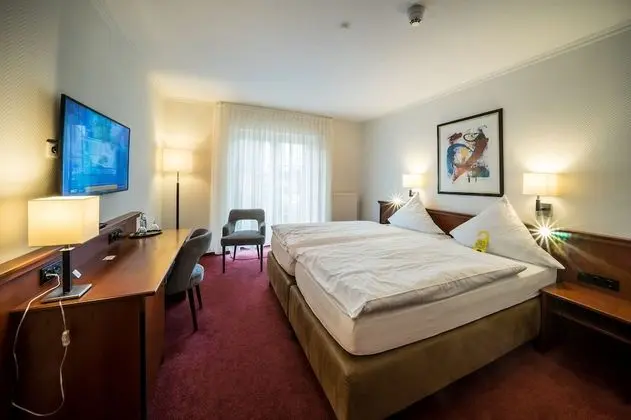 Standard Tek Büyük Yataklı Oda