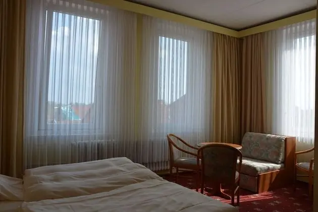 Üç Kişilik Oda