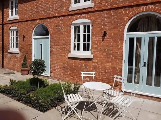 Luxury Kır Evi, Banyolu/Duşlu (No.2 Meynell Mews)