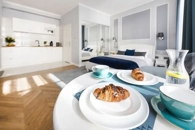 Luxury Stüdyo (1st Floor Studio at Backyard)