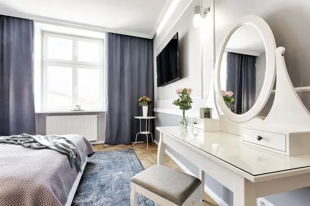 Luxury Stüdyo Süit, 1 Yatak Odası, Şehir Manzaralı (Epic Main Square View with AC)