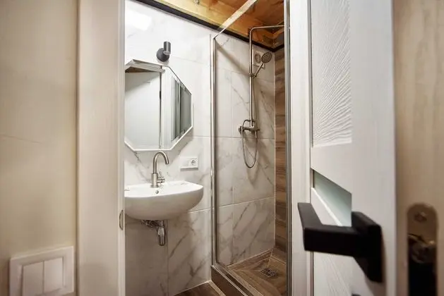 Design Tek Büyük Yataklı Oda