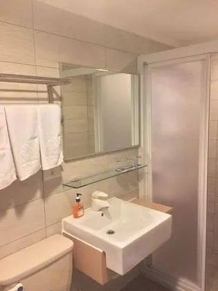 Standard Üç Kişilik Oda, Birden Çok Yatak, Sigara İçilmez