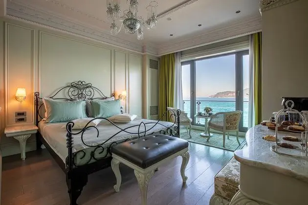 Deluxe Bosphorus Oda