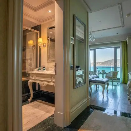Deluxe Bosphorus Oda