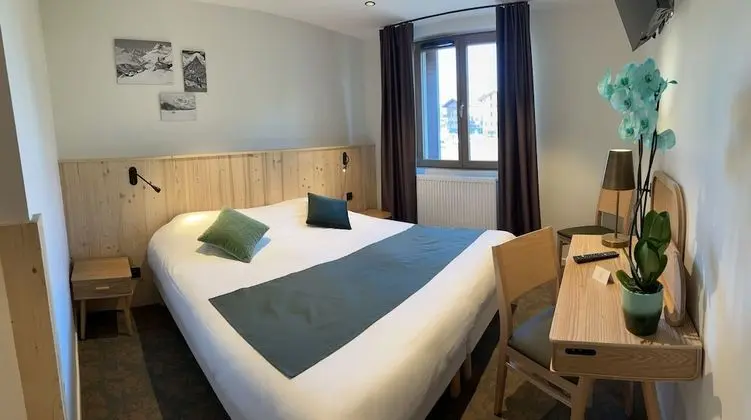 Standard Tek Büyük veya İki Ayrı Yataklı Oda