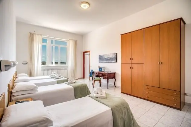 Standard Dört Kişilik Oda