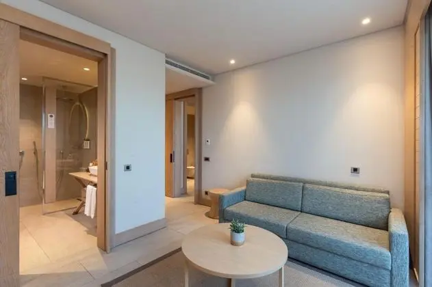 Family Suite, Kara Manzaralı, Balkonlu