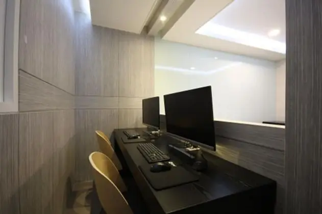 Deluxe Double Room (9 PM Check-in when Paying Onsite)