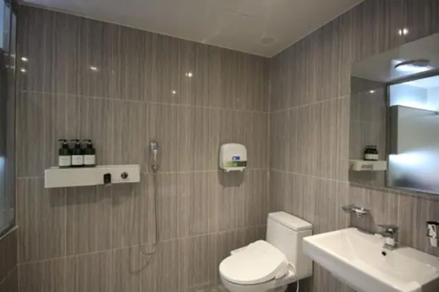 Deluxe Double Room (9 PM Check-in when Paying Onsite)