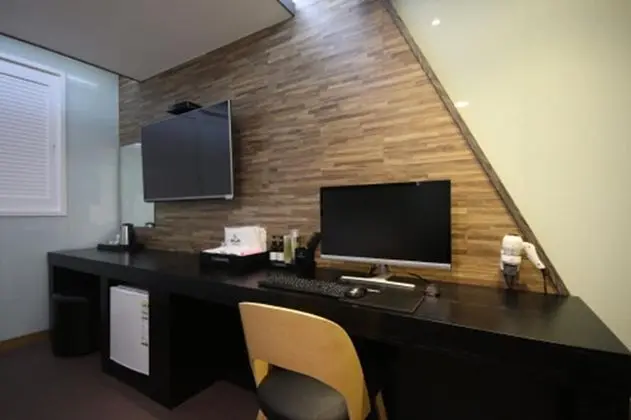 Standard Double Room (9 PM Check-in when Paying Onsite)