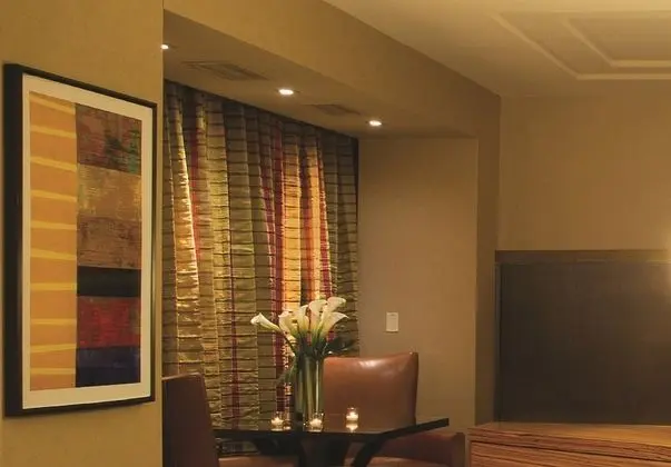 Luxury Corner Suite