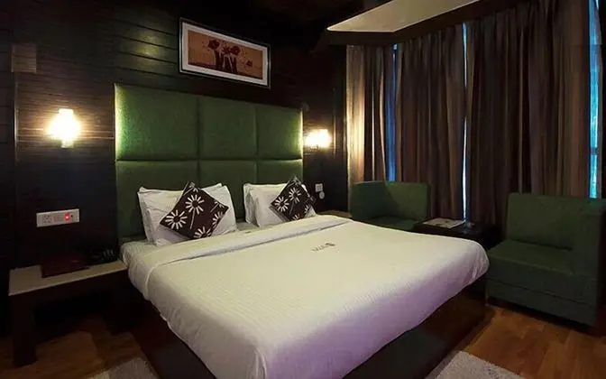 Luxury Tek Büyük Yataklı Oda (MAP)