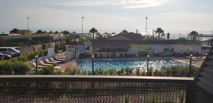 Stüdyo, Deniz Manzaralı