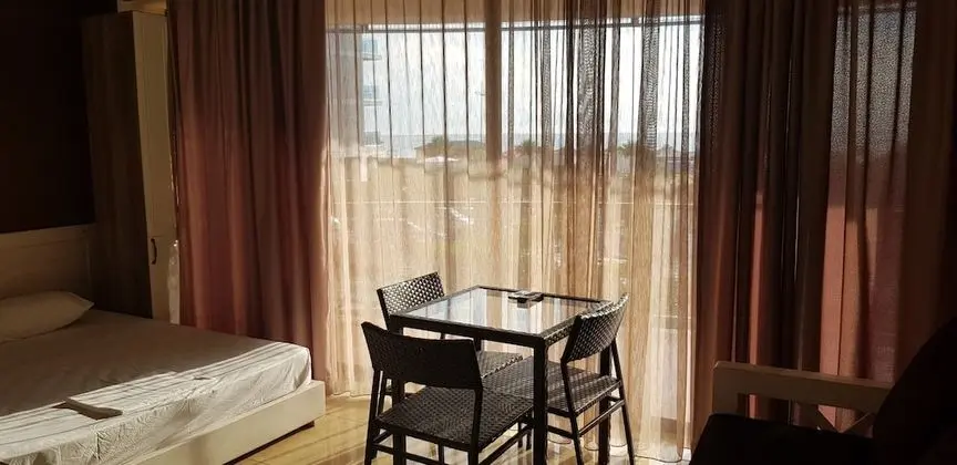 Stüdyo, Deniz Manzaralı