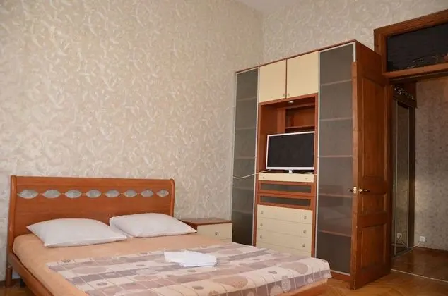 Basic Tek Büyük Yataklı Oda, Ortak Banyo