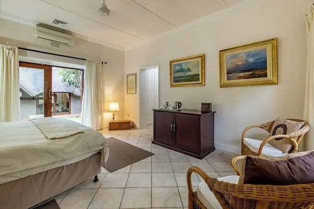 Luxury Tek Büyük Yataklı Oda