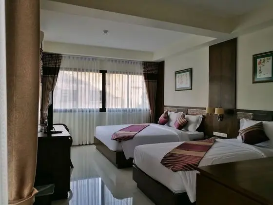 Deluxe Üç Kişilik Oda
