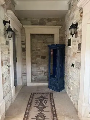 Aile Suiti, Avlu Manzaralı, Giriş Katı