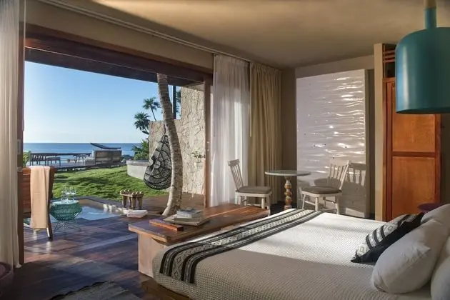 Oda, Okyanusa Sıfır (with refreshing plunge pool)